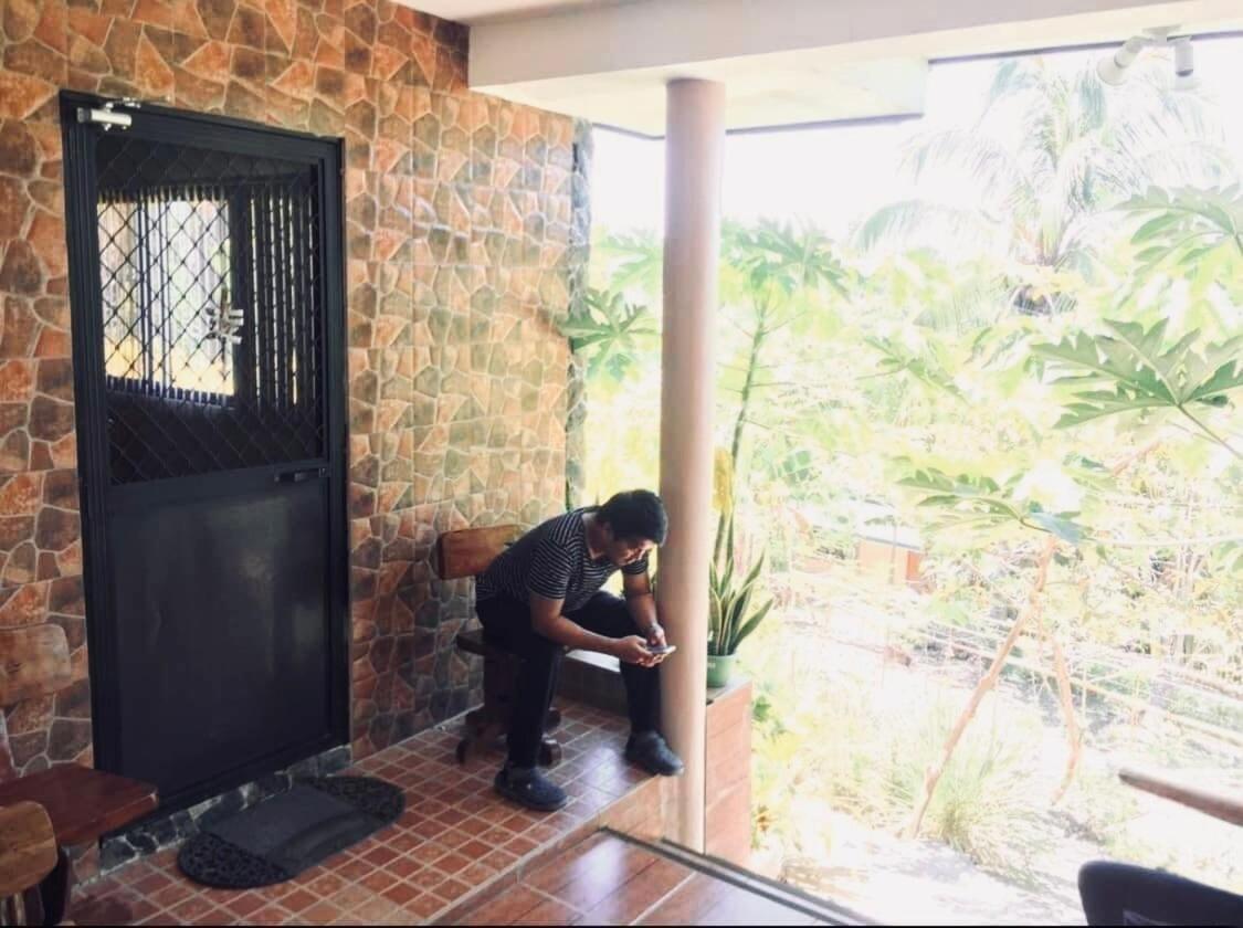 Private Nature Abode Near Beaches And Springs Bahay bakasyunan *