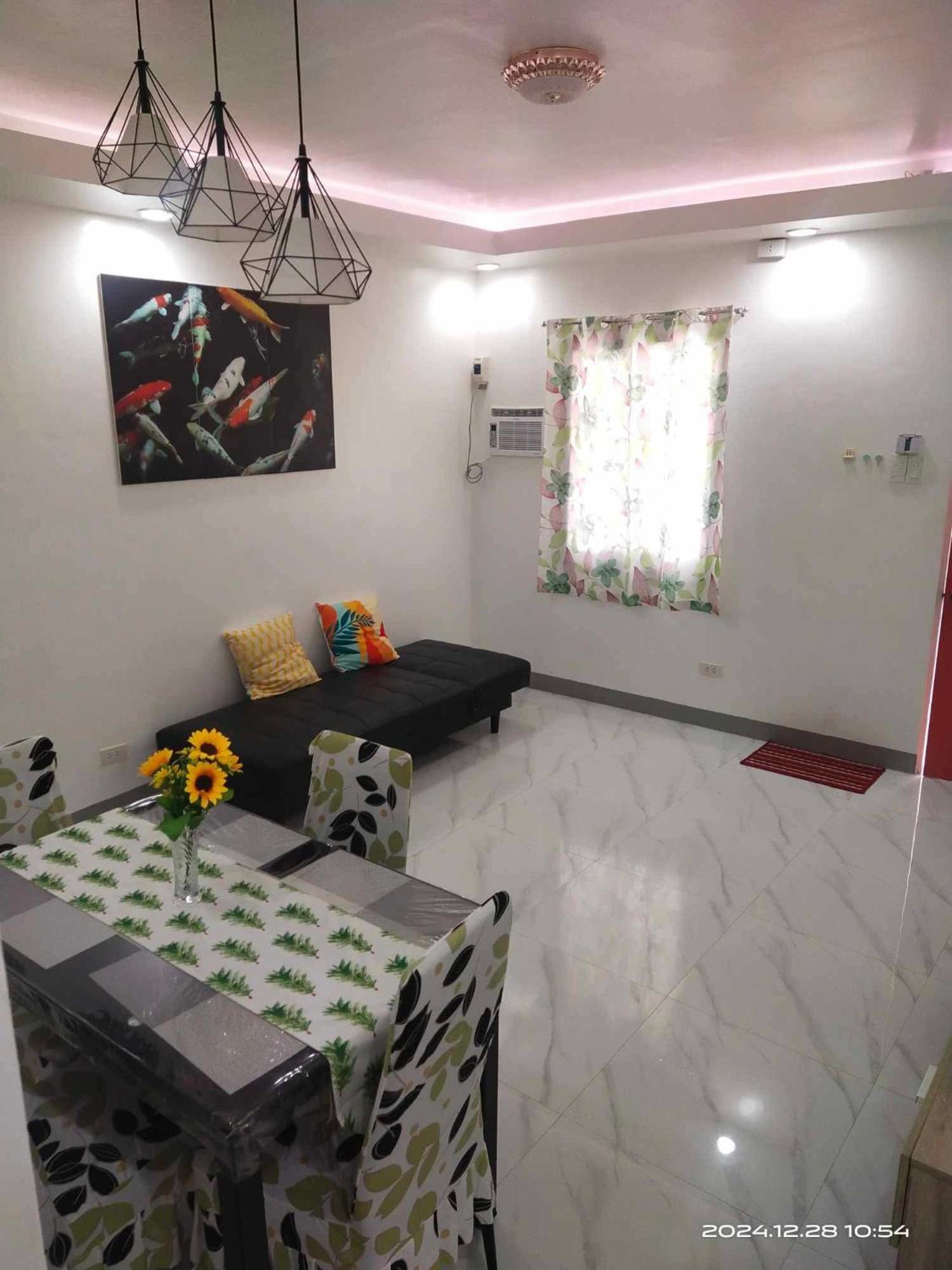Richwood Two Story Townhome Compostela Breakfast Offered * Compostela (Cebu)