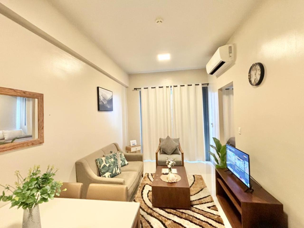 Apartment One Manchester Place, Mactan Newtown