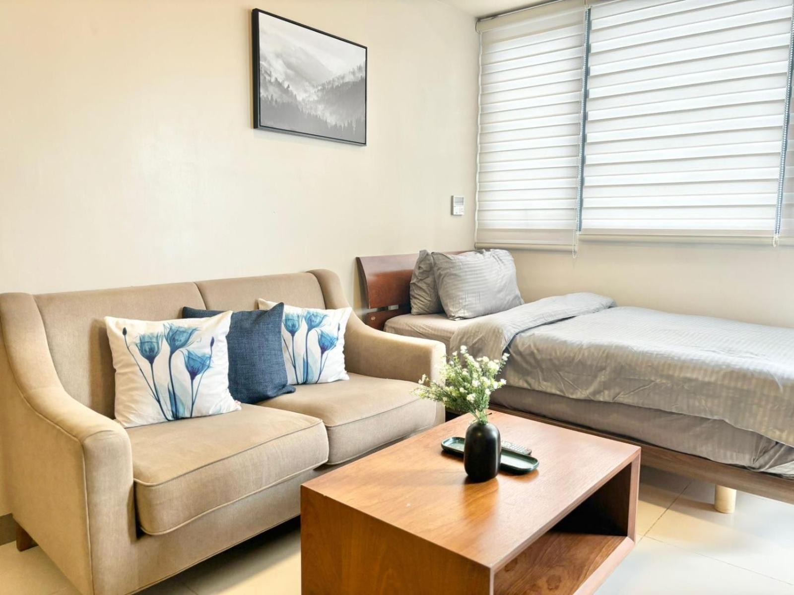 One Manchester Place, Mactan Newtown Apartment *