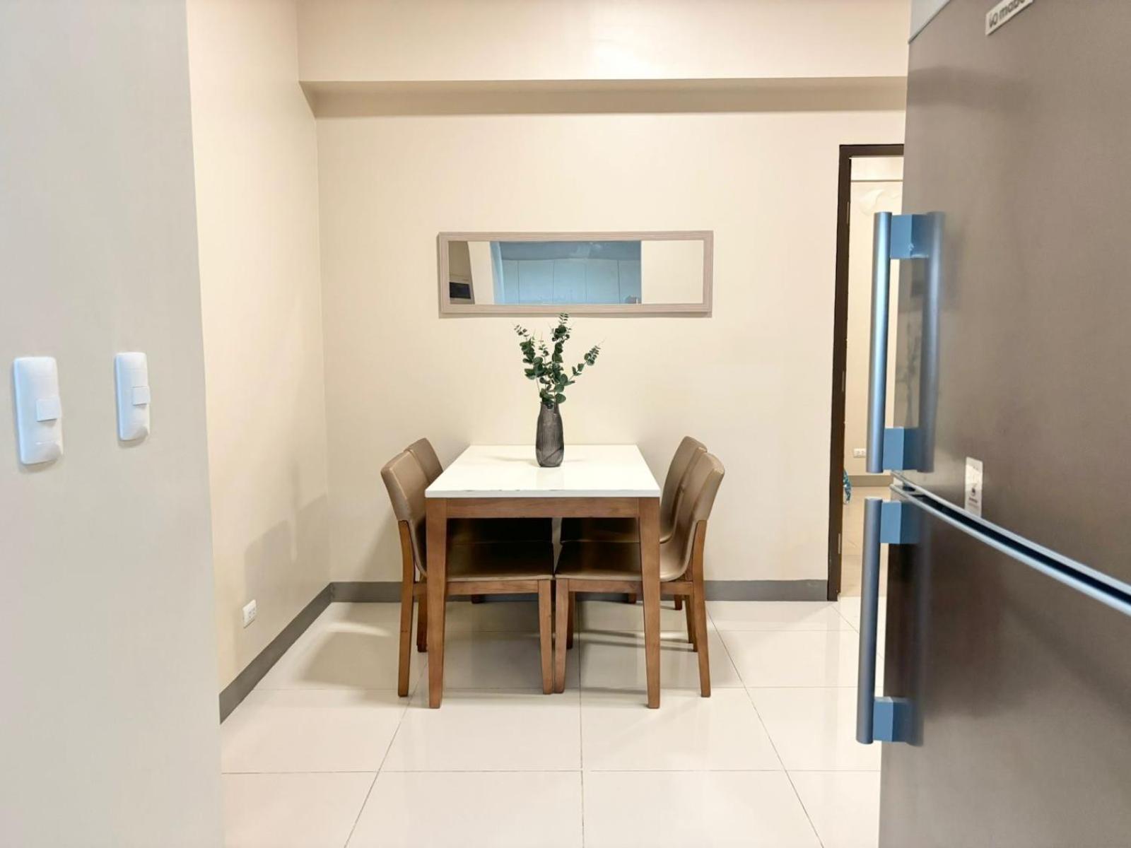 One Manchester Place, Mactan Newtown Lapu-Lapu City