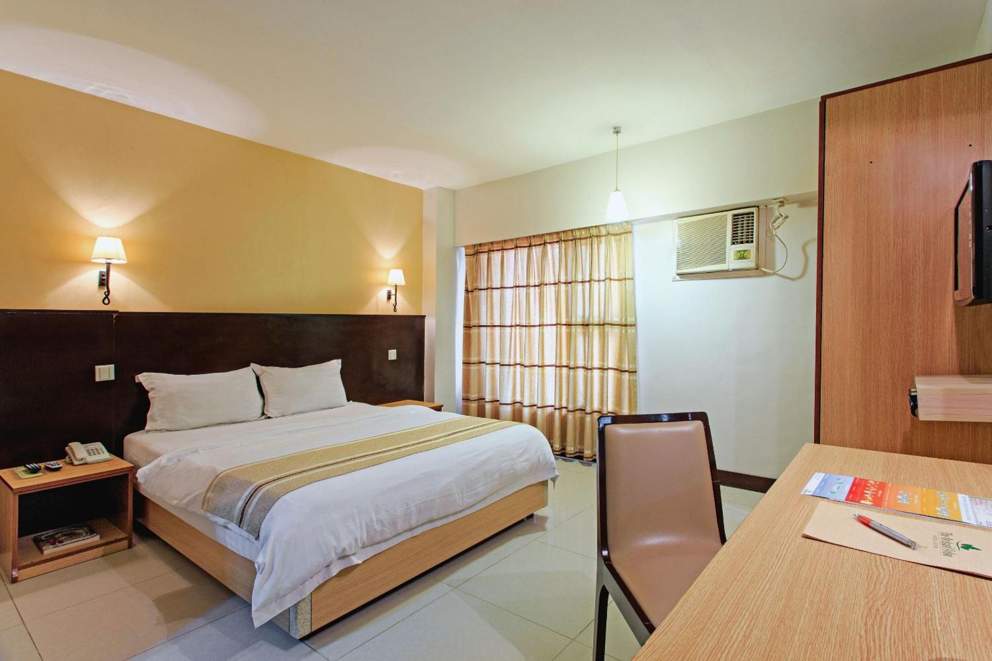 Hotel The Orchard & Powered By Cocotel Cebu