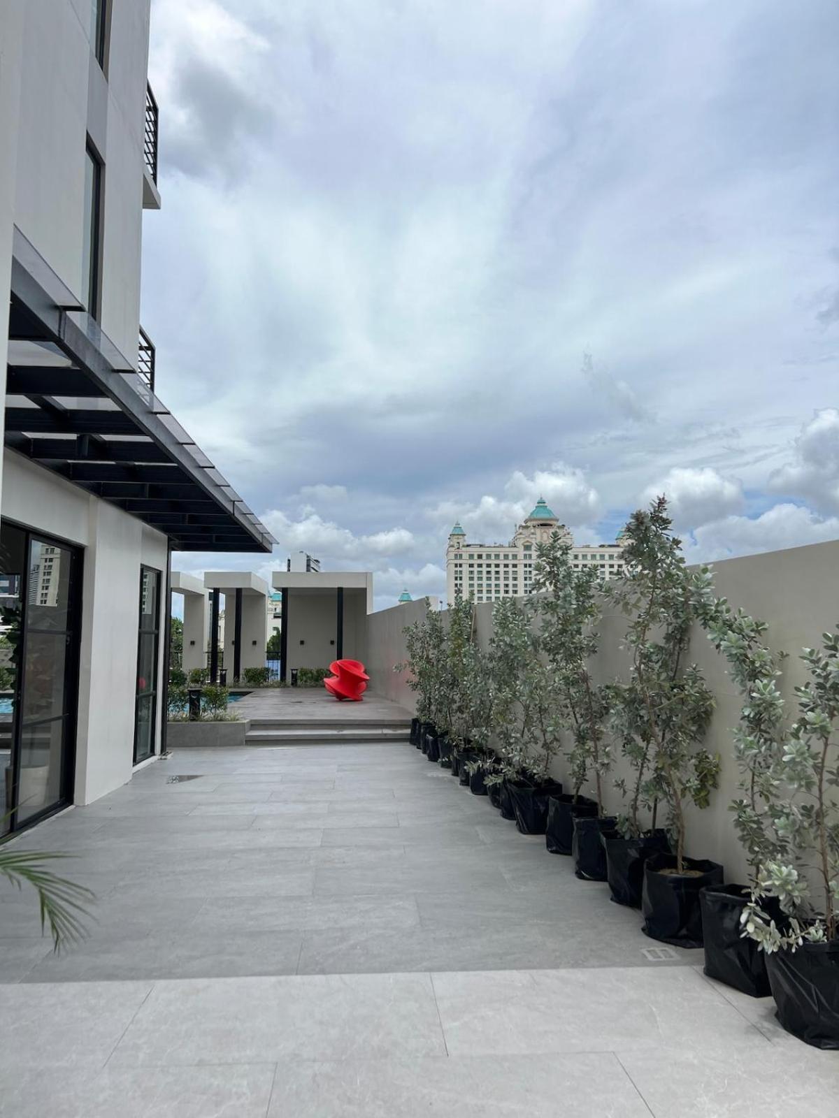 Apartment Yamiyzing At The Median It Park Cebu