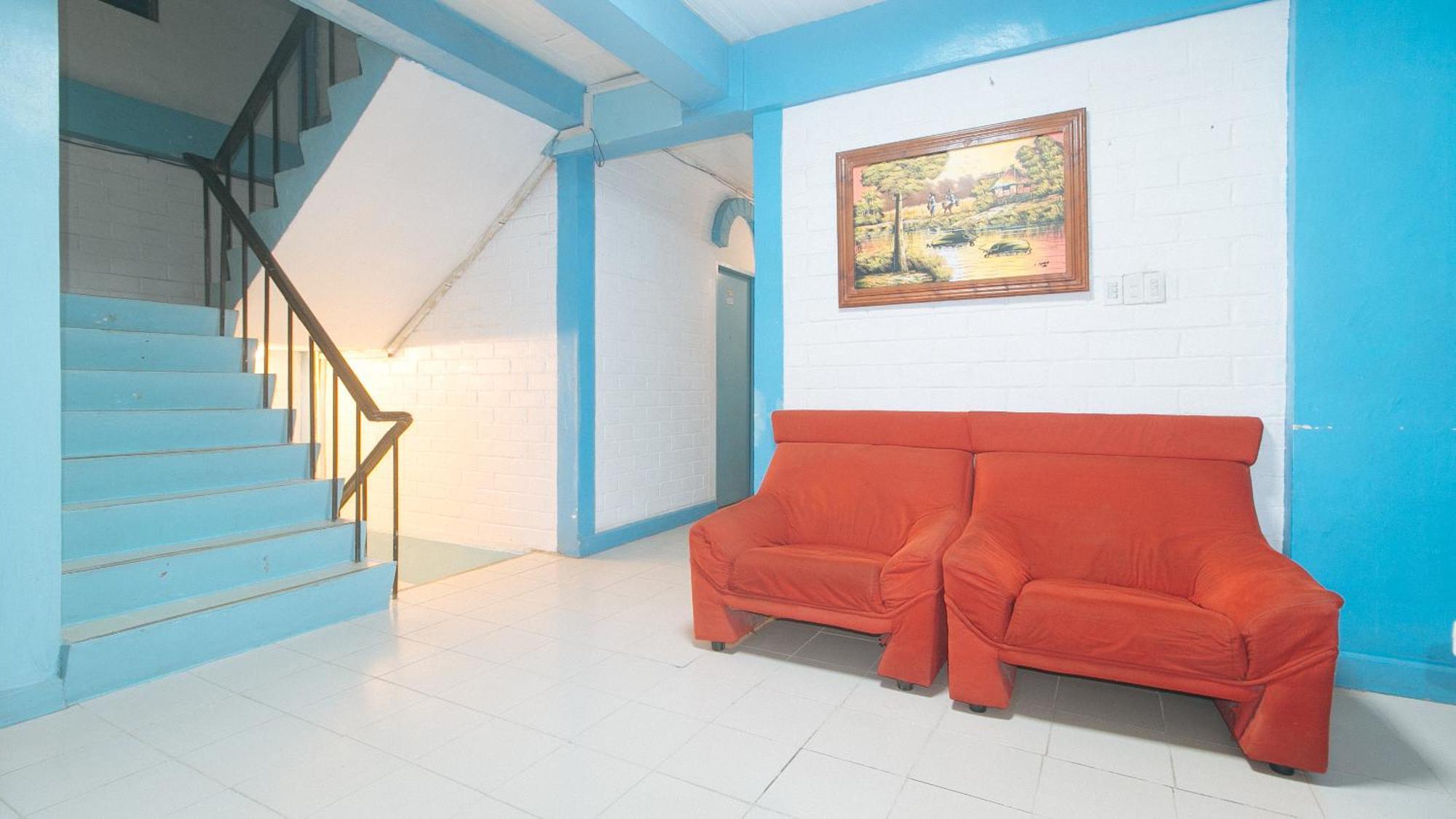 Hotel Reddoorz At La Maria And Tourist
