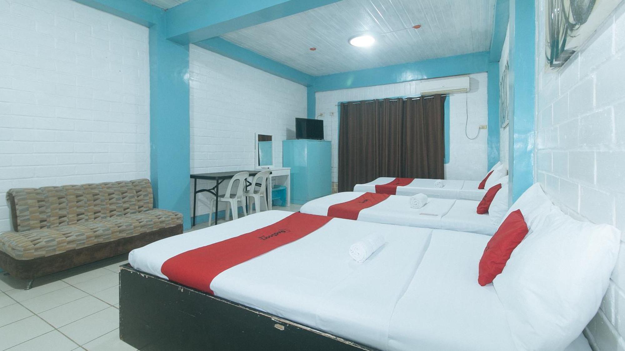 Reddoorz At La Maria And Tourist Hotel