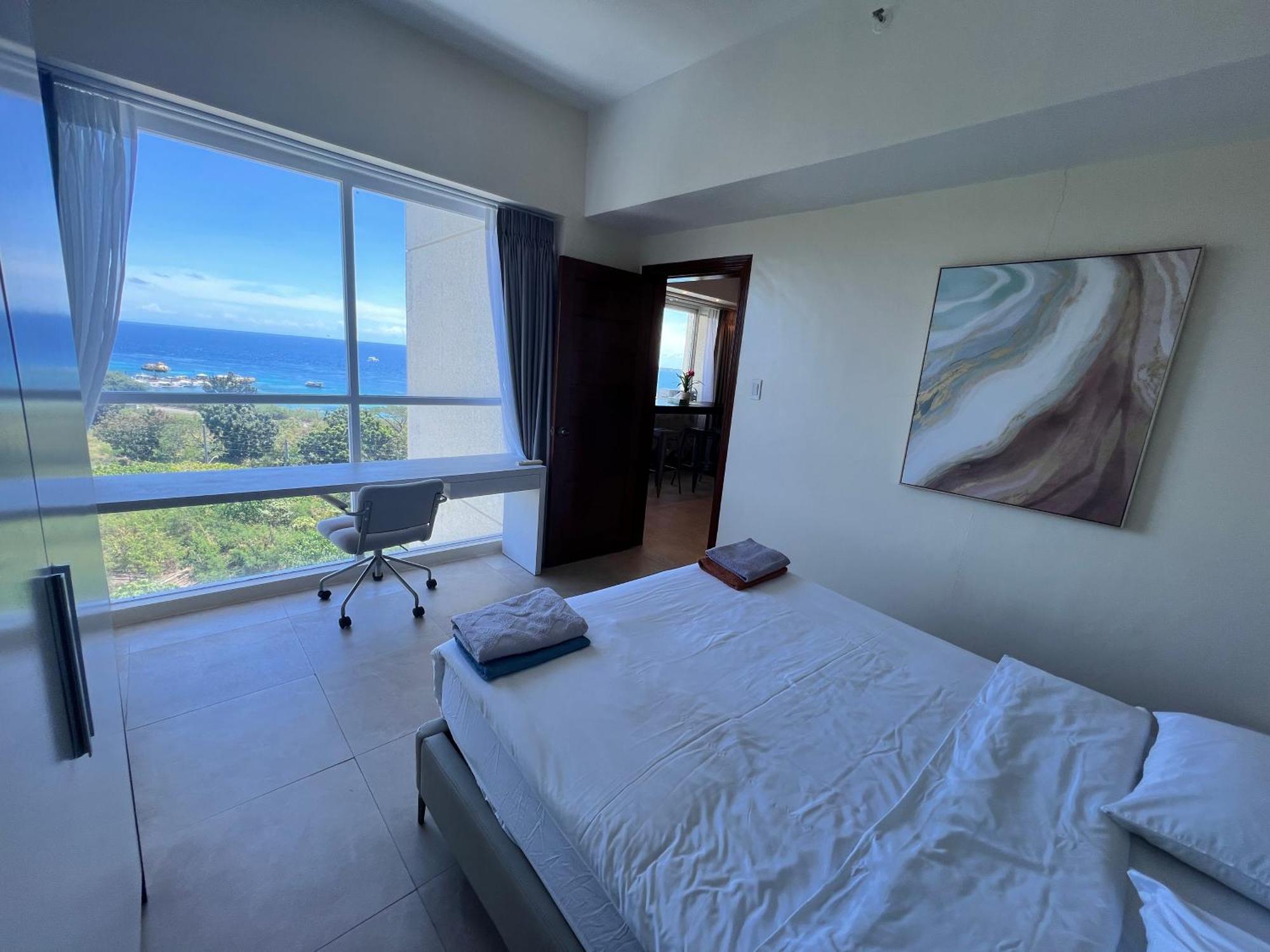 Apartment La Mirada Residences Sea-view Lapu-Lapu City