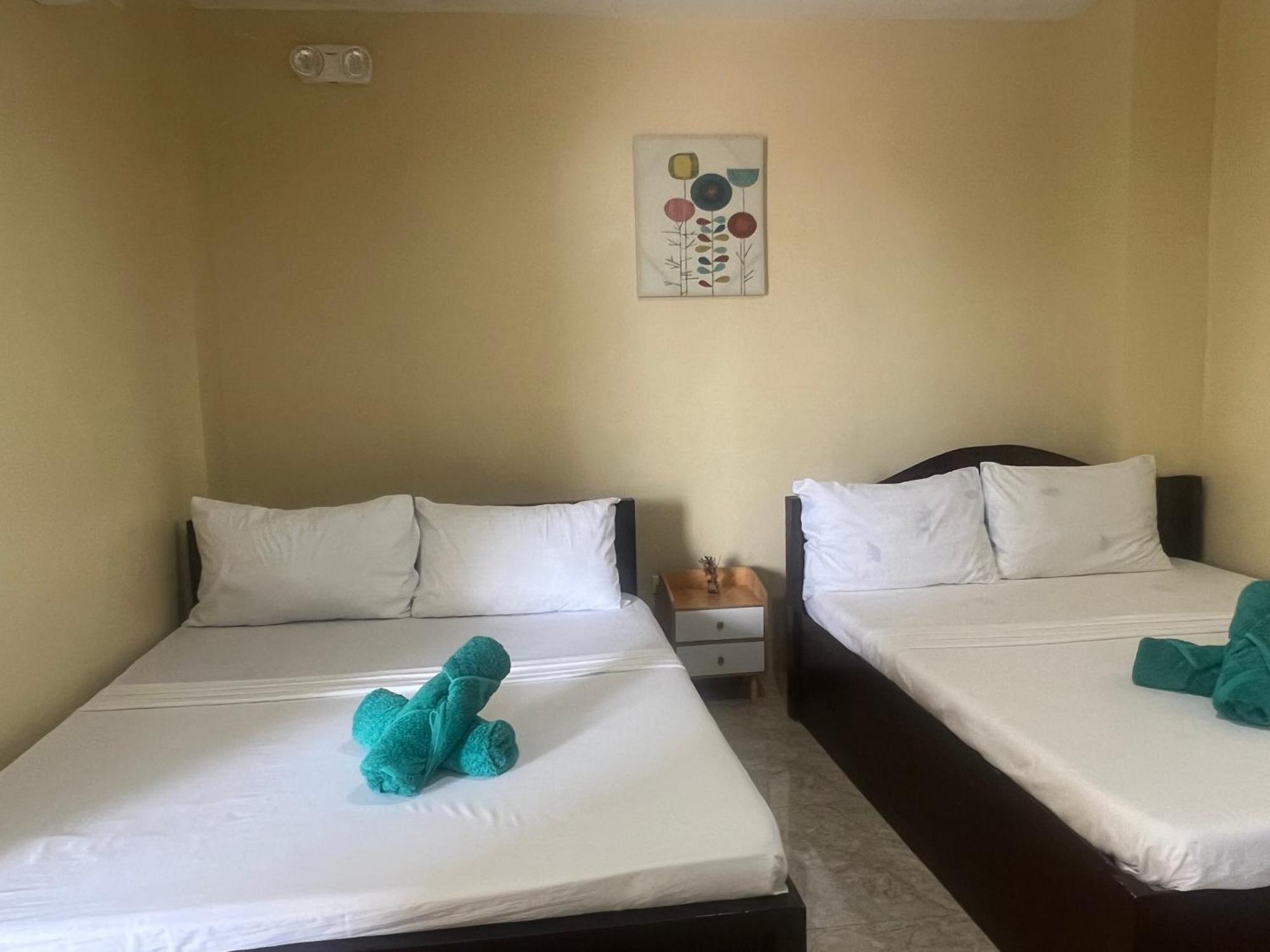 Seamed - Family A Guest house