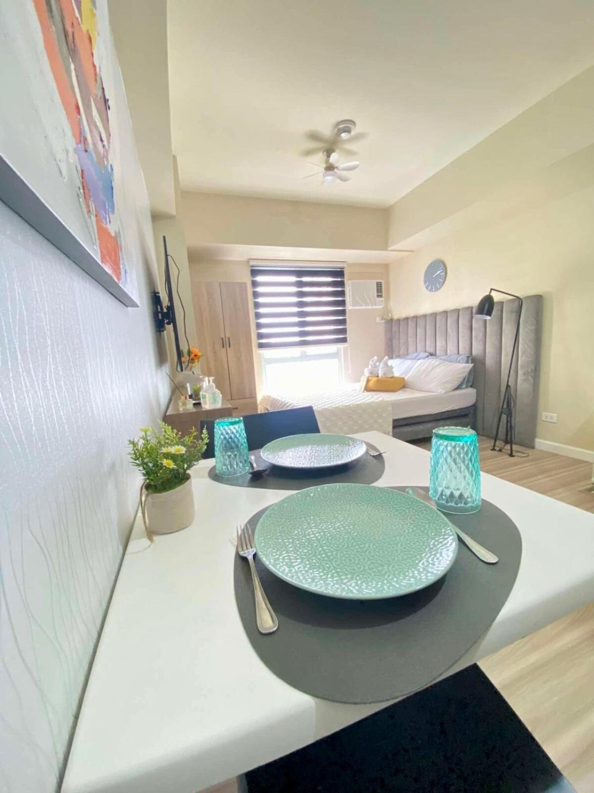 Comfy At Avida Riala It Park Fast Wifi By Snug Retreat *