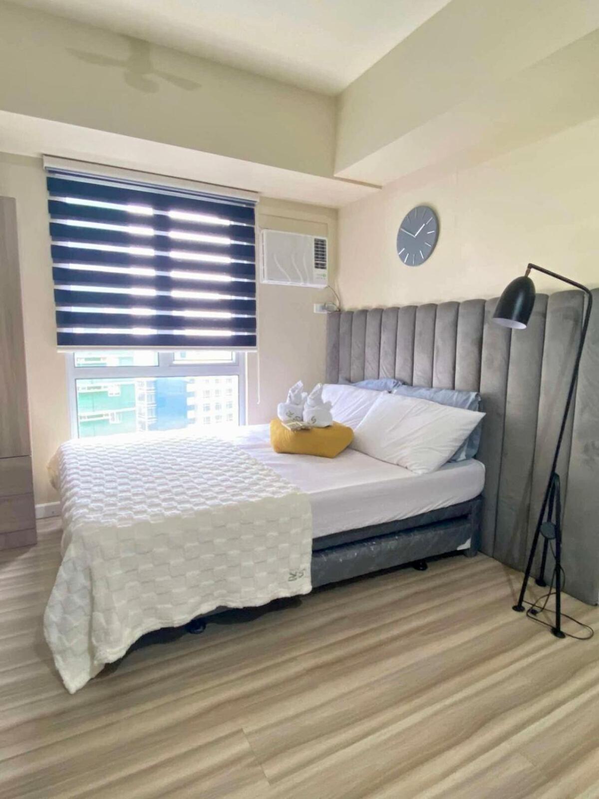 Comfy At Avida Riala It Park Fast Wifi By Snug Retreat Apartment