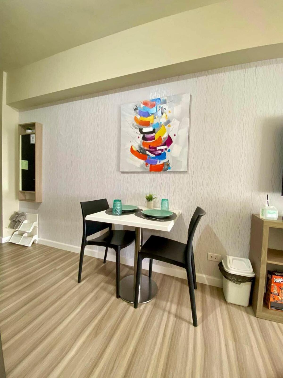 Comfy At Avida Riala It Park Fast Wifi By Snug Retreat Apartment *