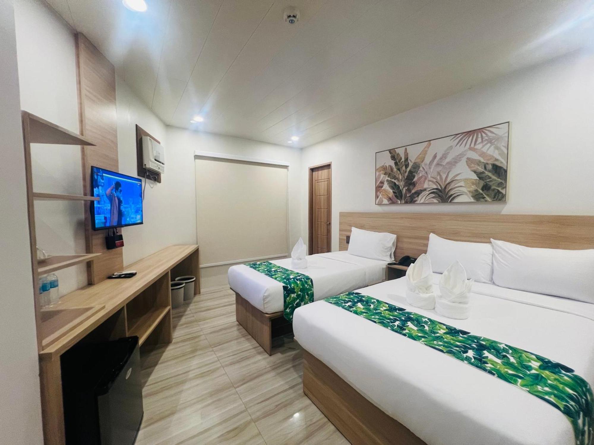 Hotel Summer