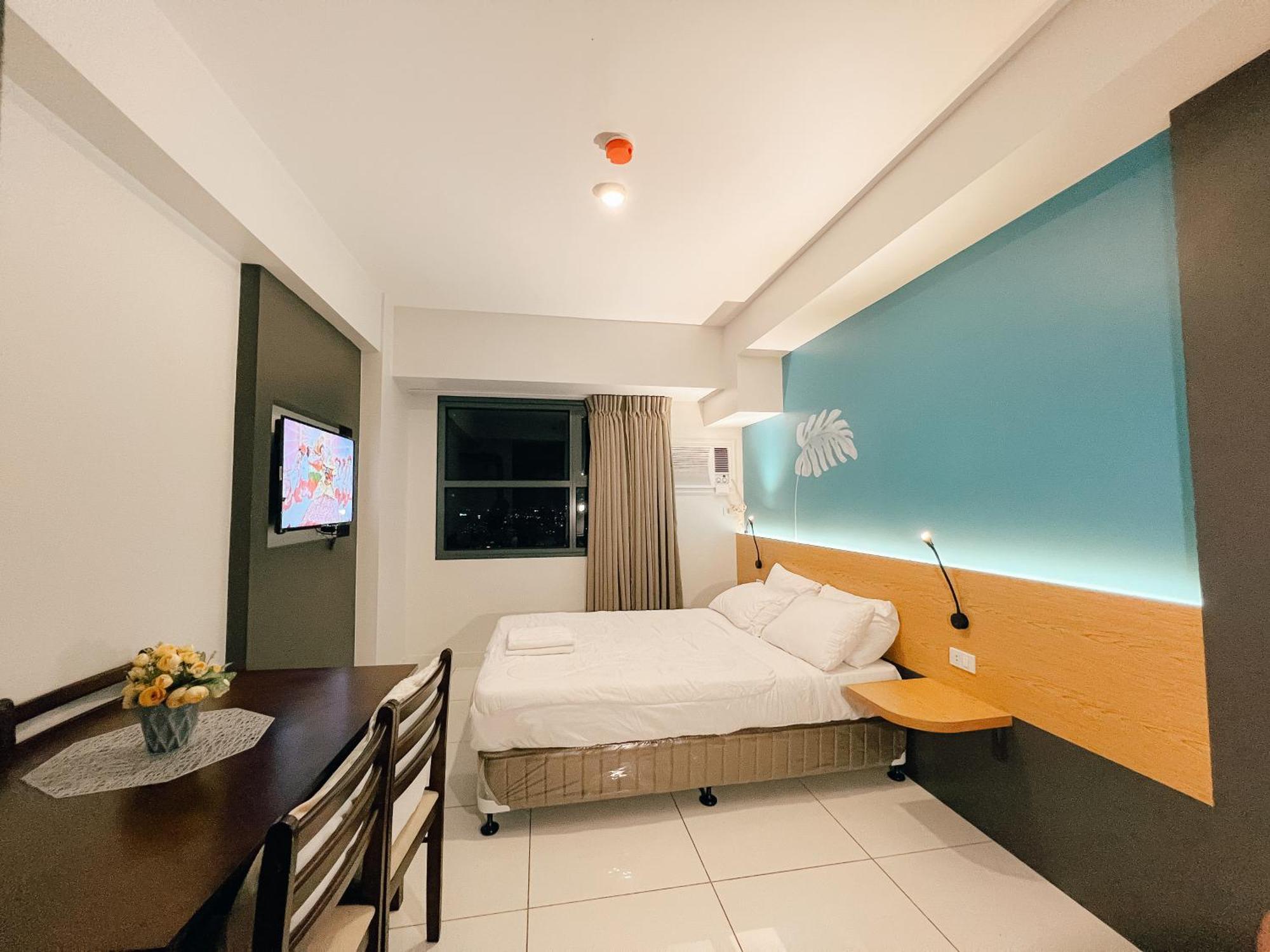 Skyline Gem Apartment