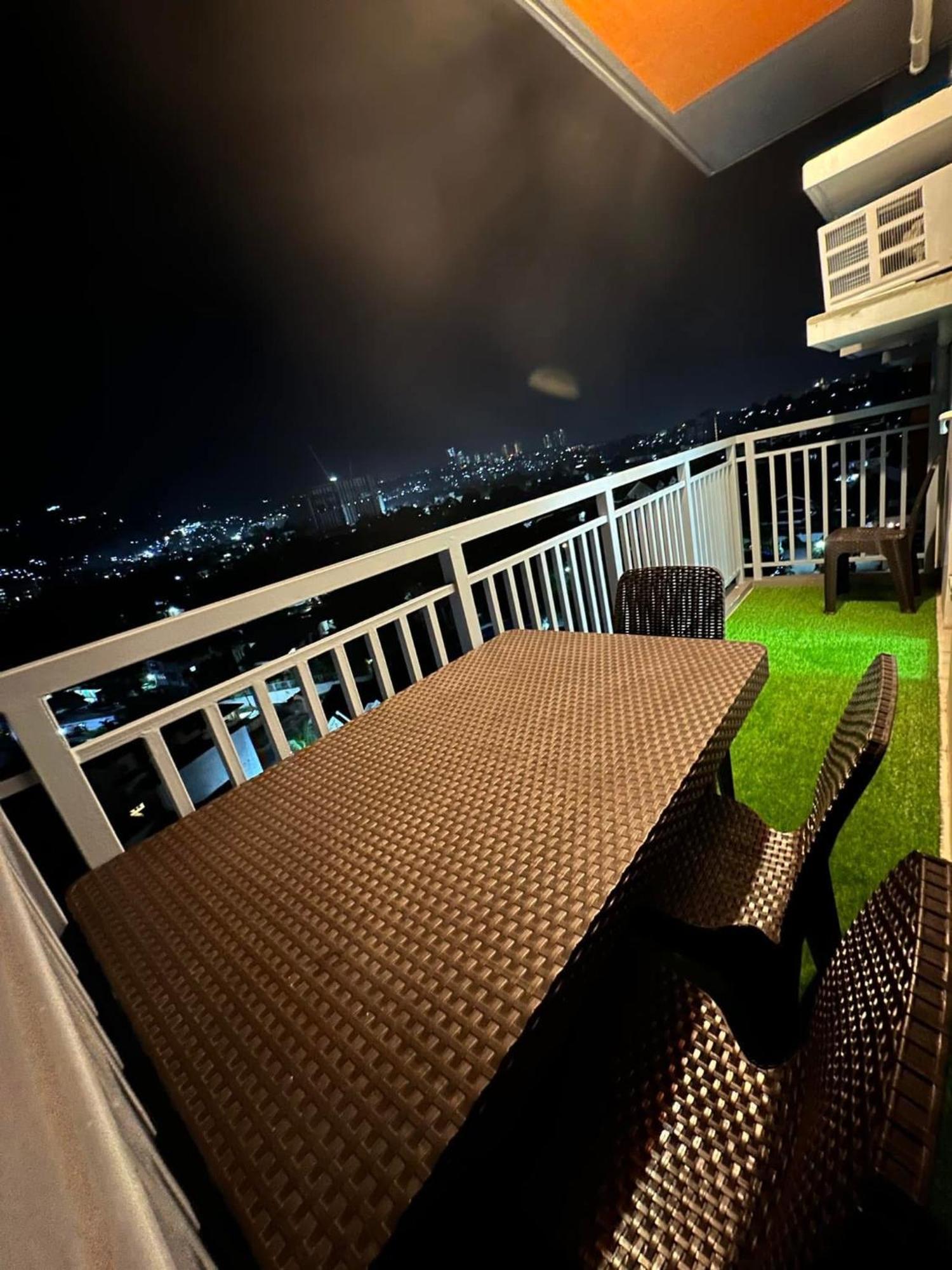 Ancho With Huge Balcony Aparthotel