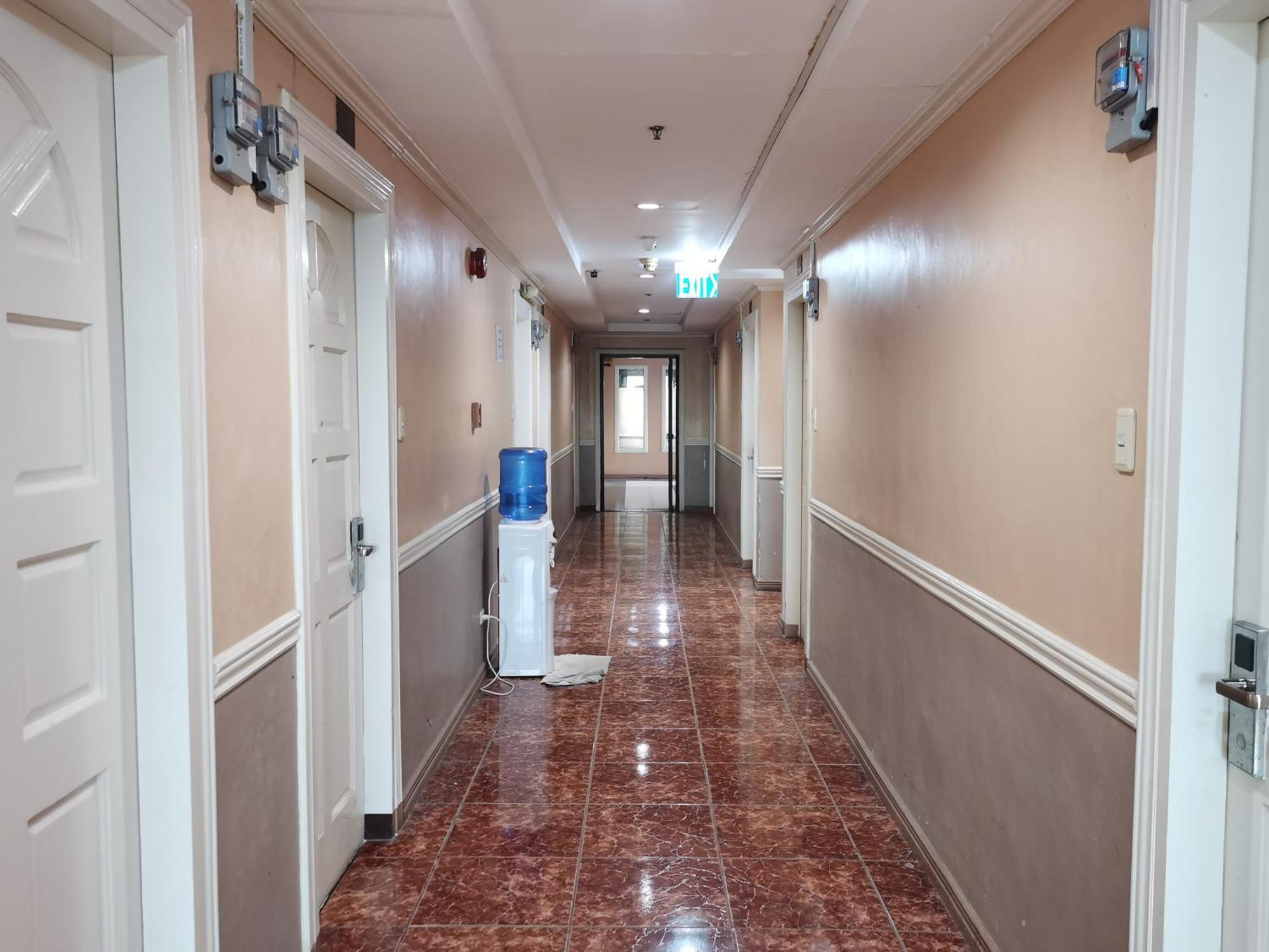 Metro Park - Hotel 2*
