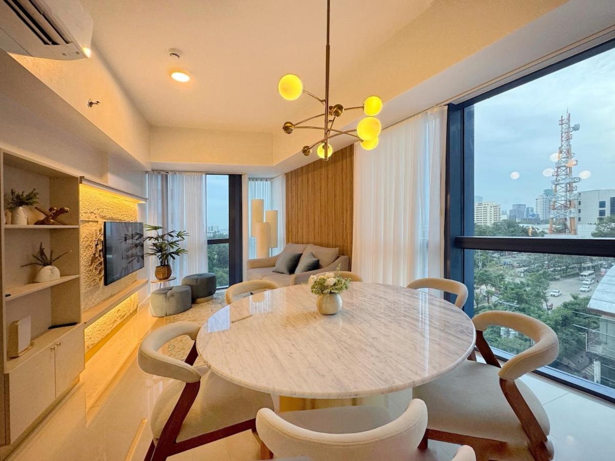 1br Family At 38park I T Park 300mb Wifi Cebu
