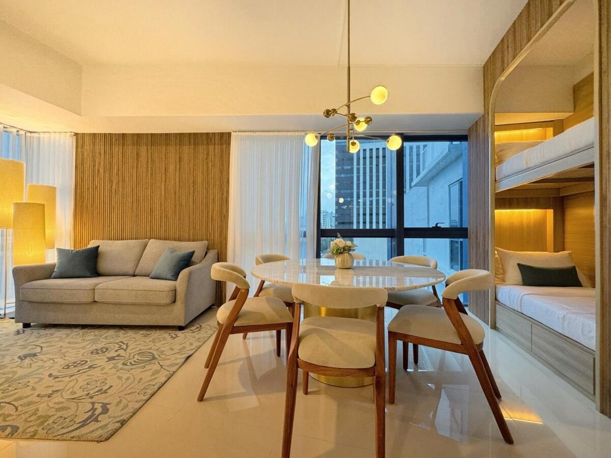 1br Family At 38park I T Park 300mb Wifi Apartment *