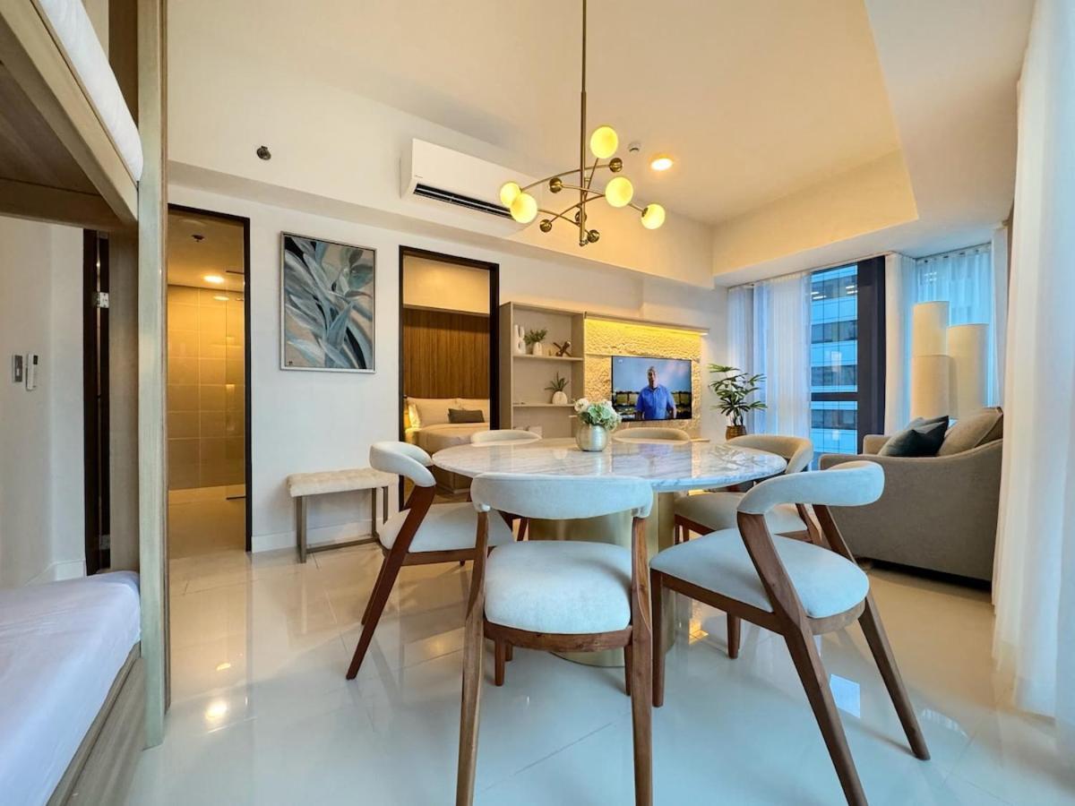1br Family At 38park I T Park 300mb Wifi
