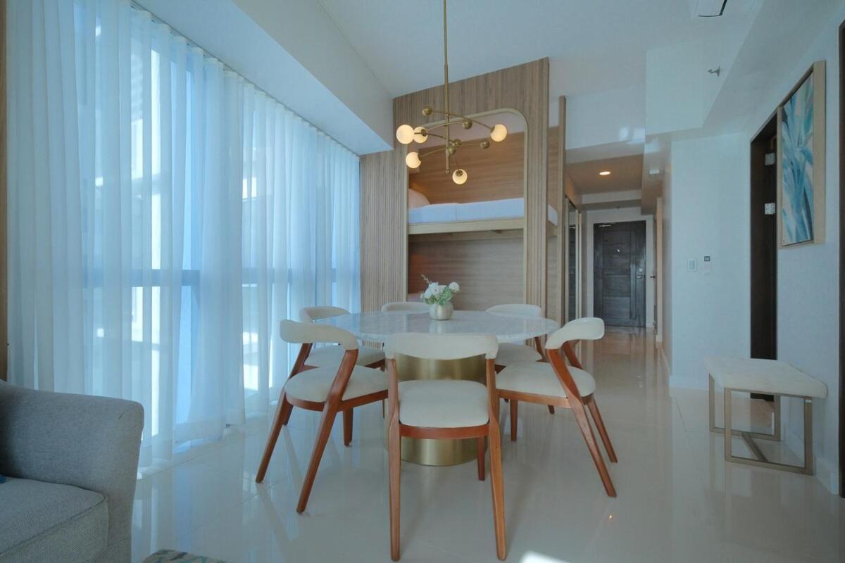 1br Family At 38park I T Park 300mb Wifi * Cebu