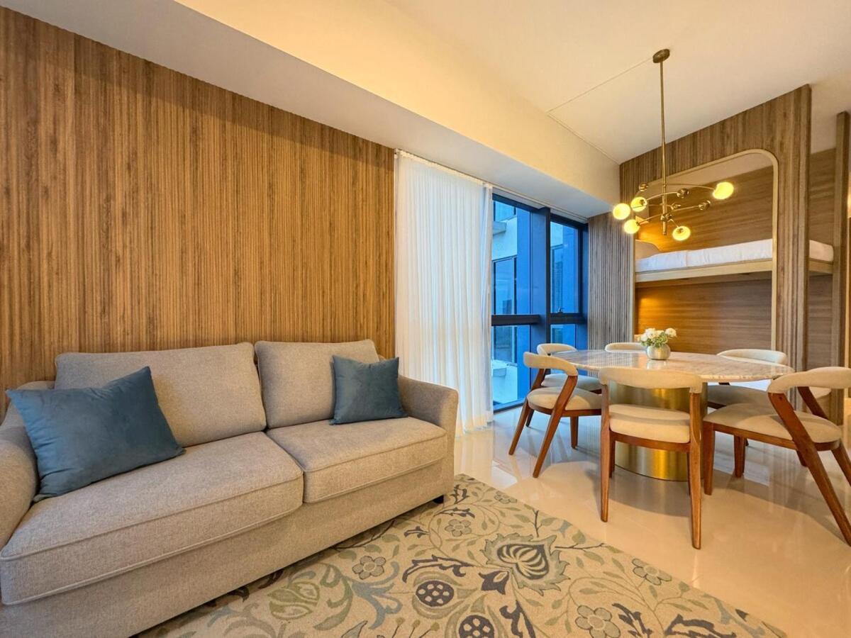 1br Family At 38park I T Park 300mb Wifi *