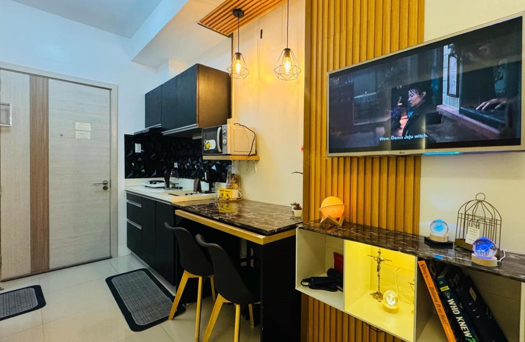 2 Bed Luxe With Netflix And Pool, 10 Min Walk To Fuente - The Heart Of * Cebu