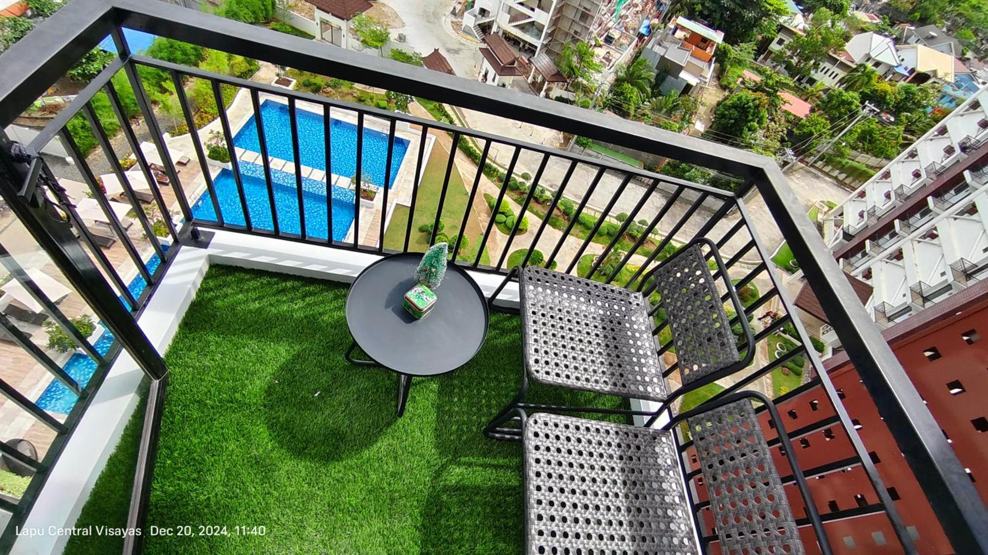 Sky High Royal Ocean Crest Mactan