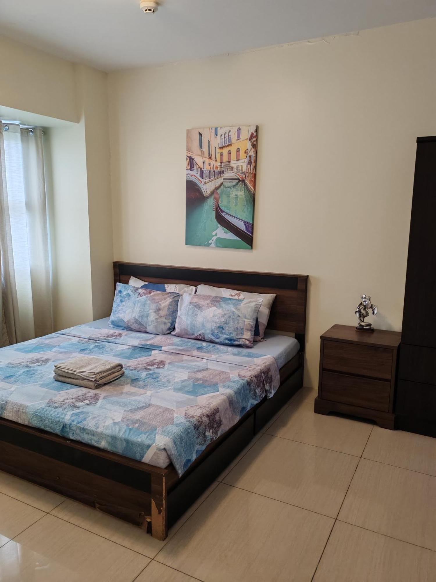 Lourdes Bedsit Horizon 101 Aparthotel *