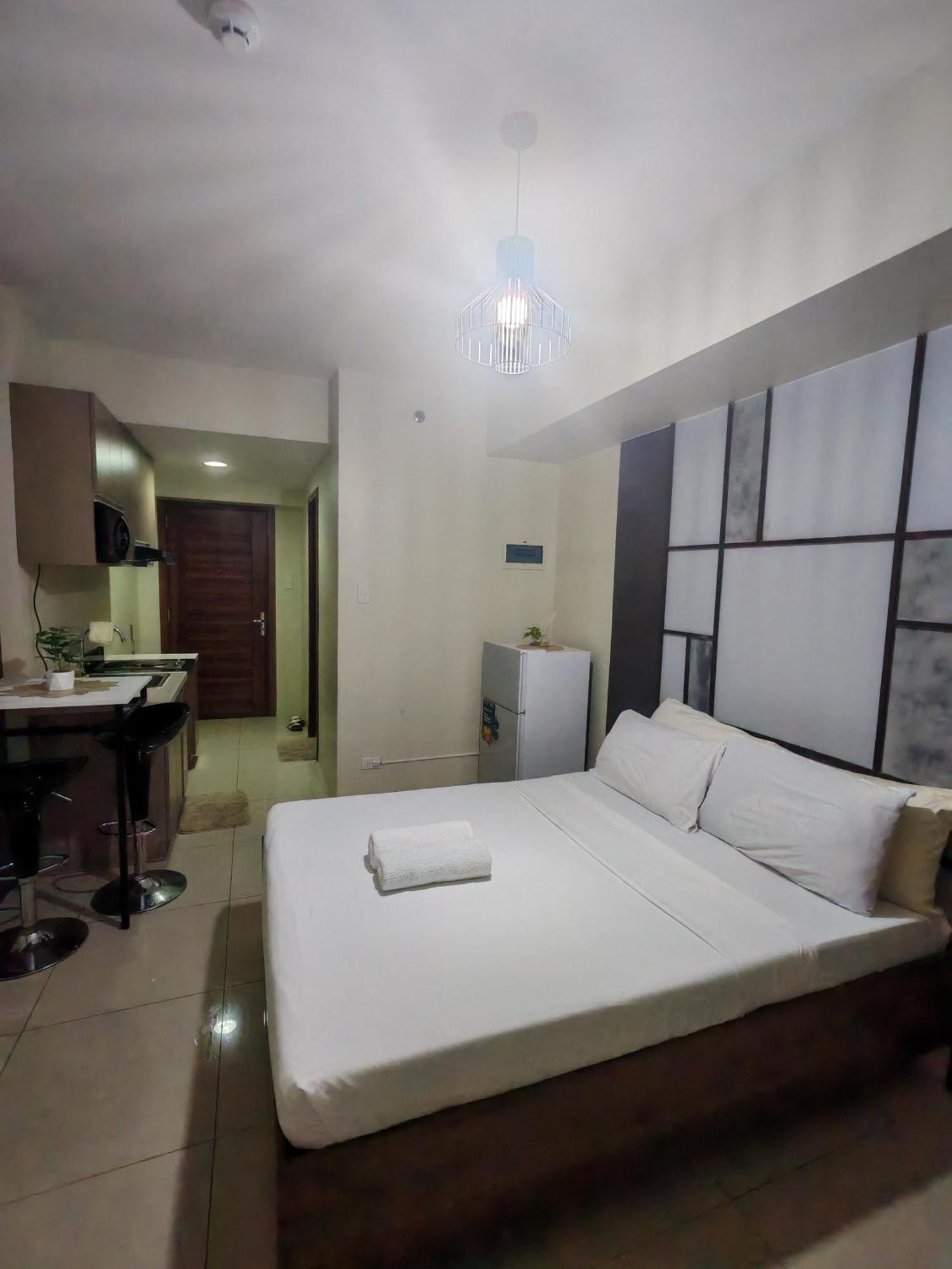 Lourdes Bedsit Horizon 101 *