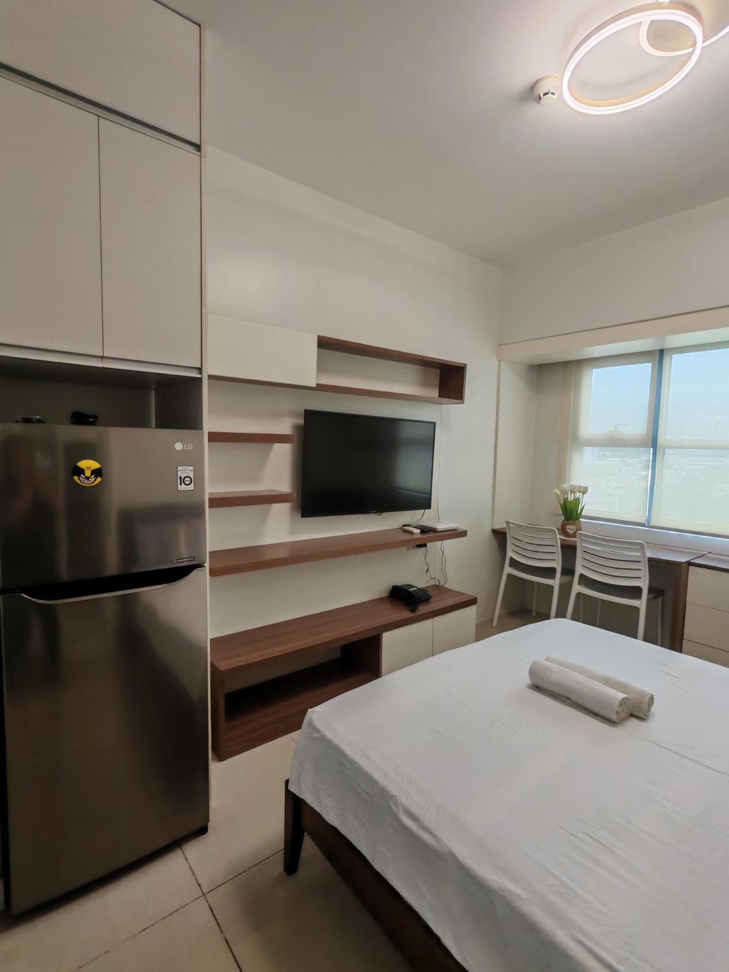 Lourdes Bedsit Horizon 101 Aparthotel Cebu