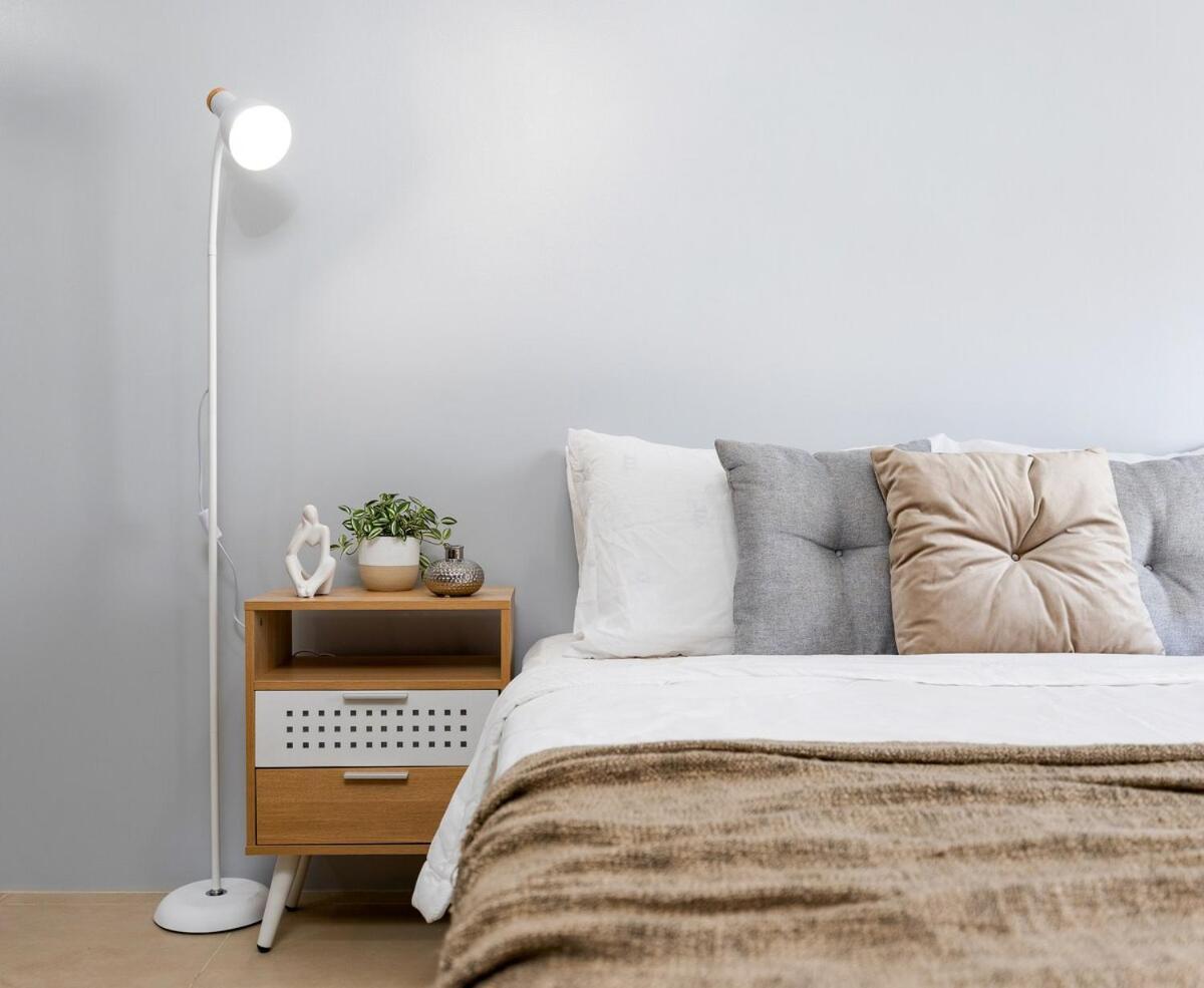 Furnished In It Park With Wifi, Netflix And Pool Access Apartment