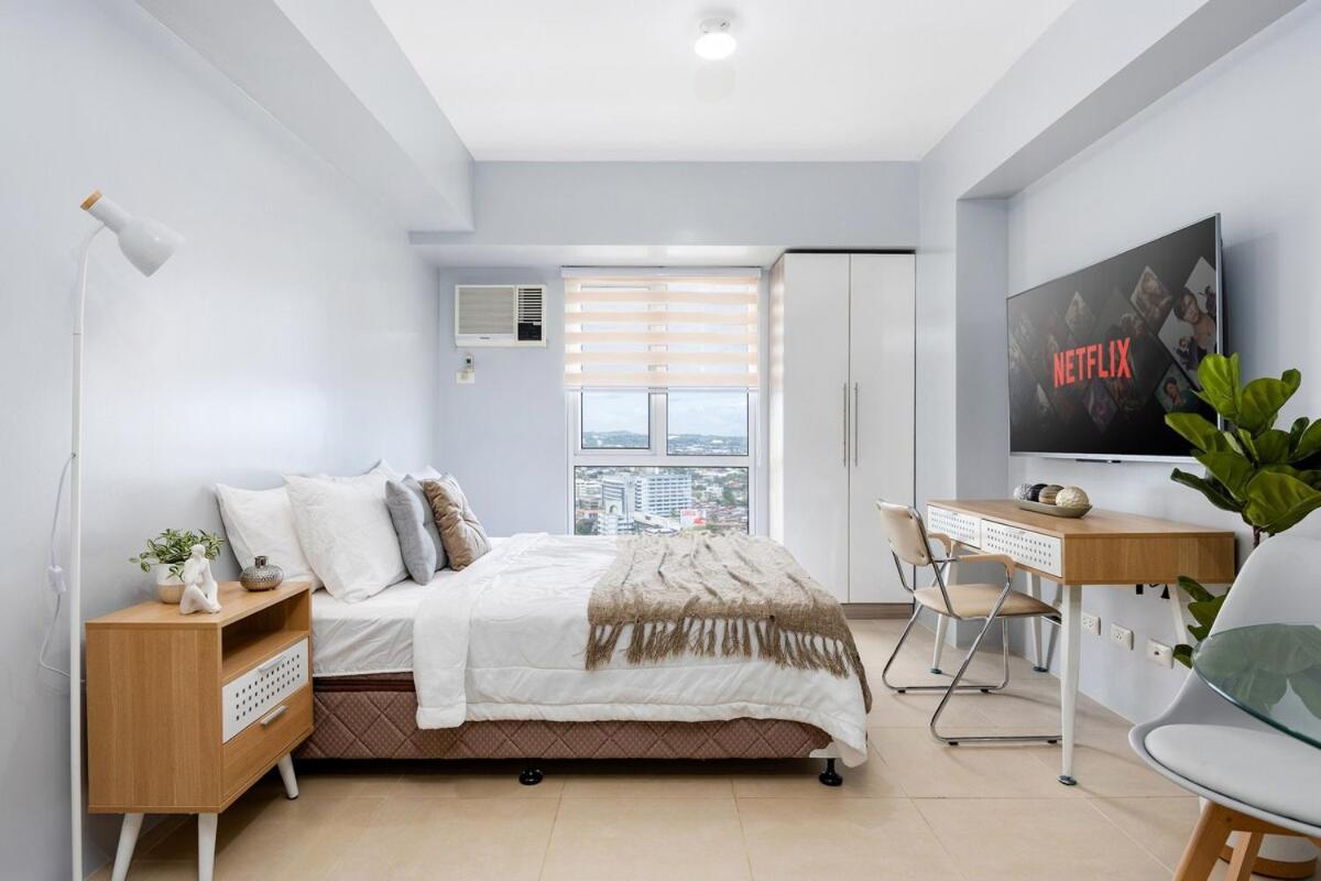 Furnished In It Park With Wifi, Netflix And Pool Access Apartment *