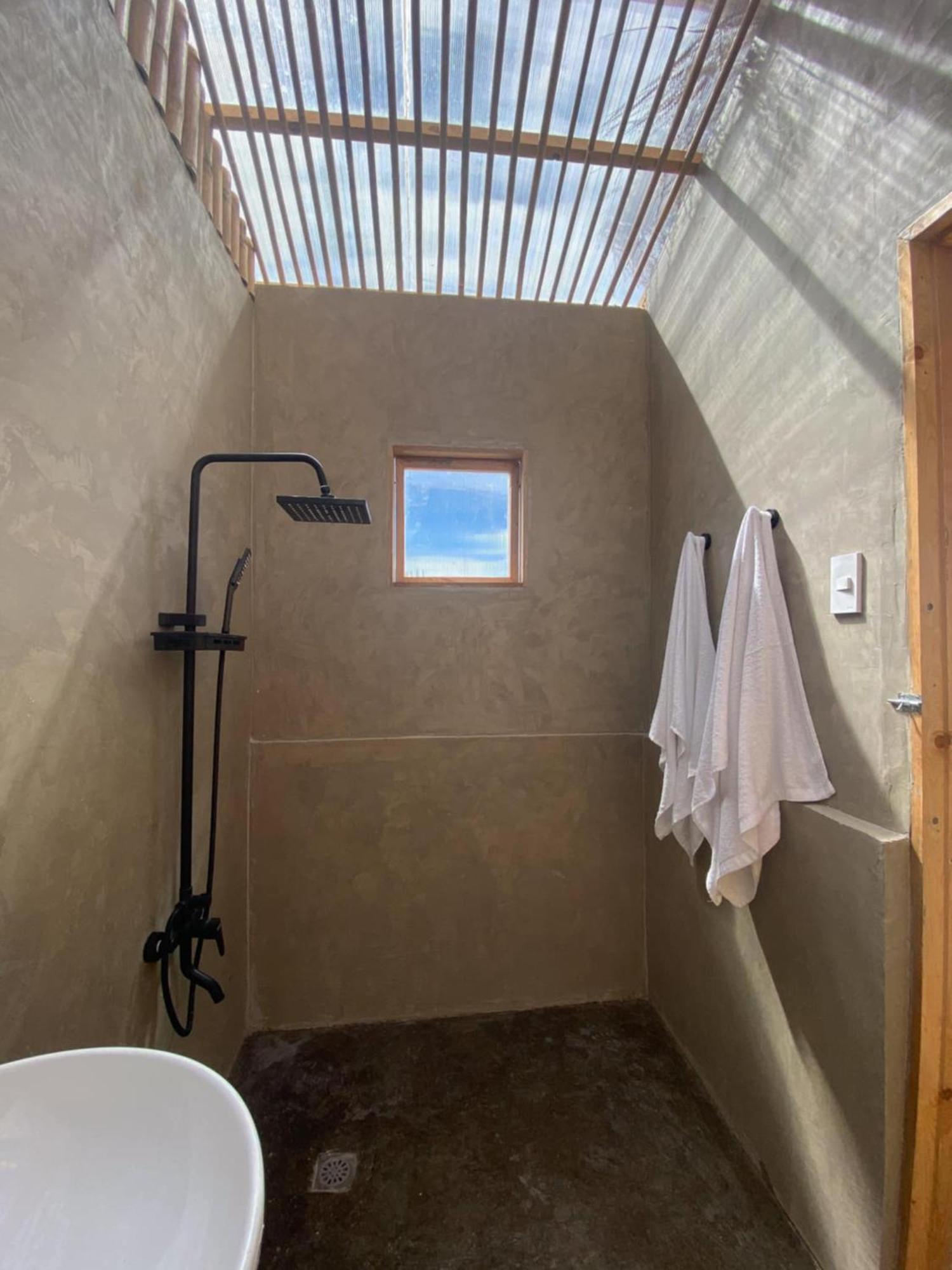 Glamping At Kalumo - Tent 1 * Oslob