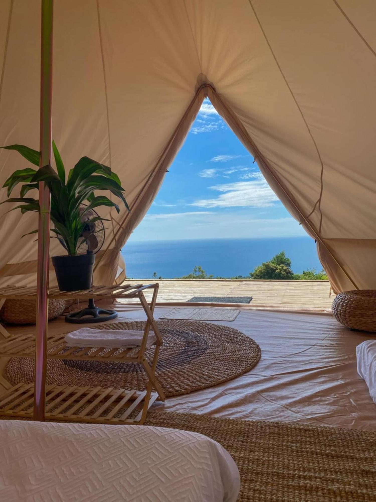 Glamping At Kalumo - Tent 1 Marangyang tolda Oslob