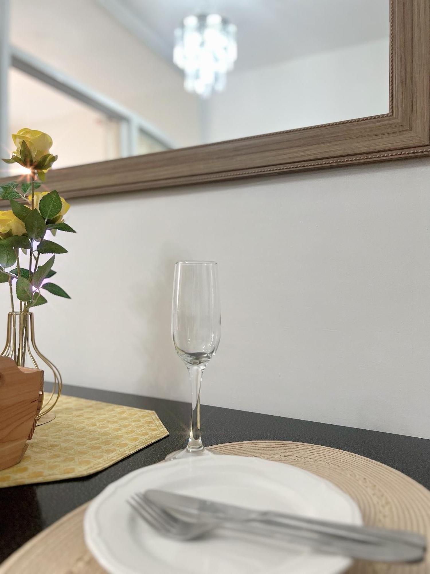 Sweet Staycation 1 Bedroom *