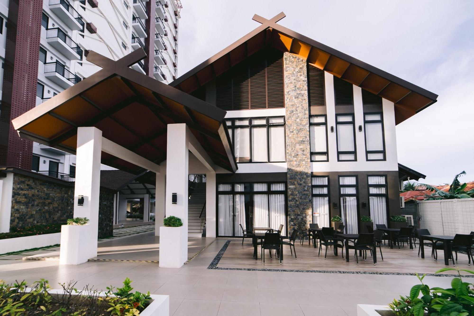 Royal Oceancrest Mactan Unit 1418 * Sudtungan