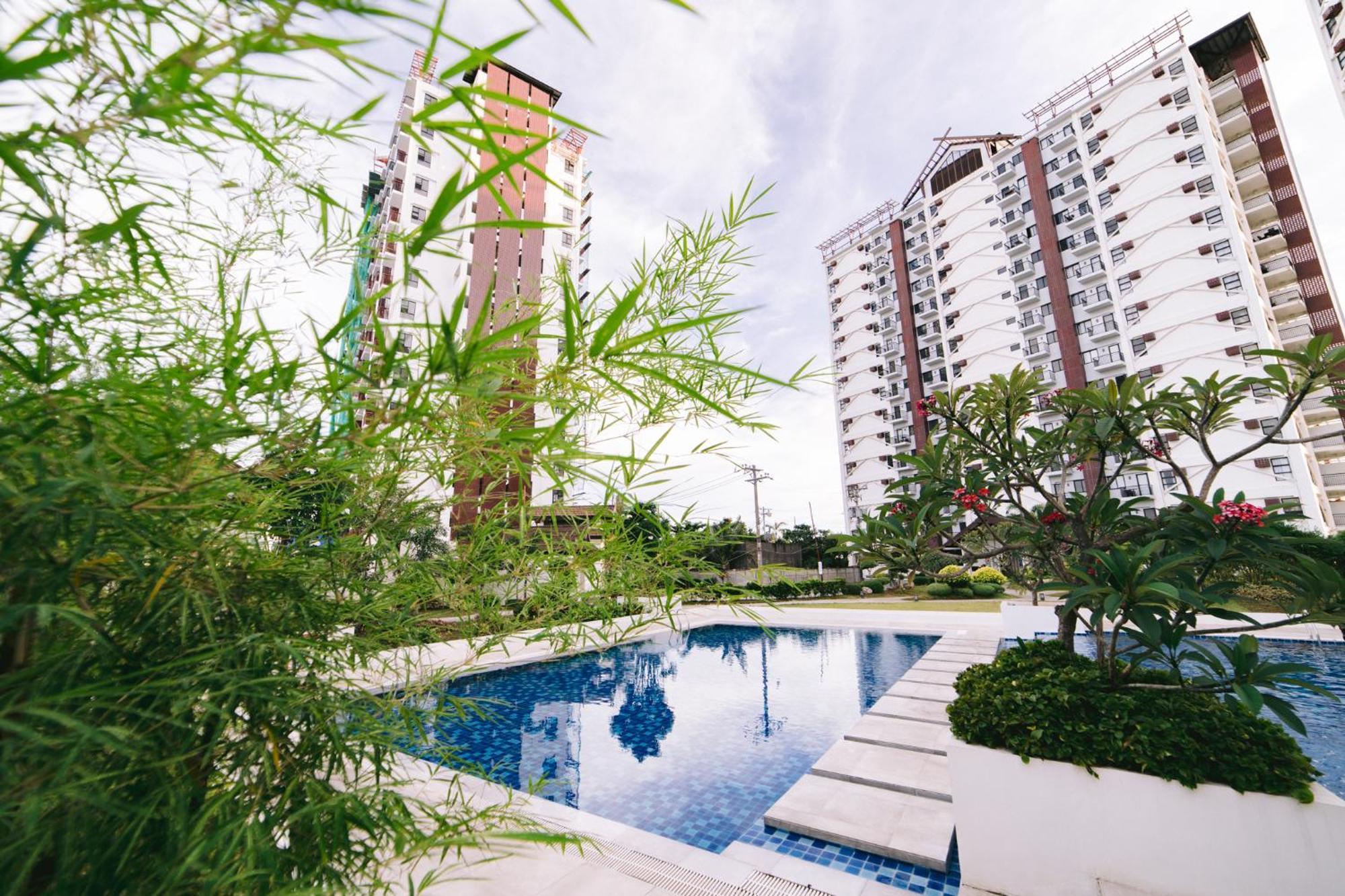 Apartment Royal Oceancrest Mactan Unit 1418 *