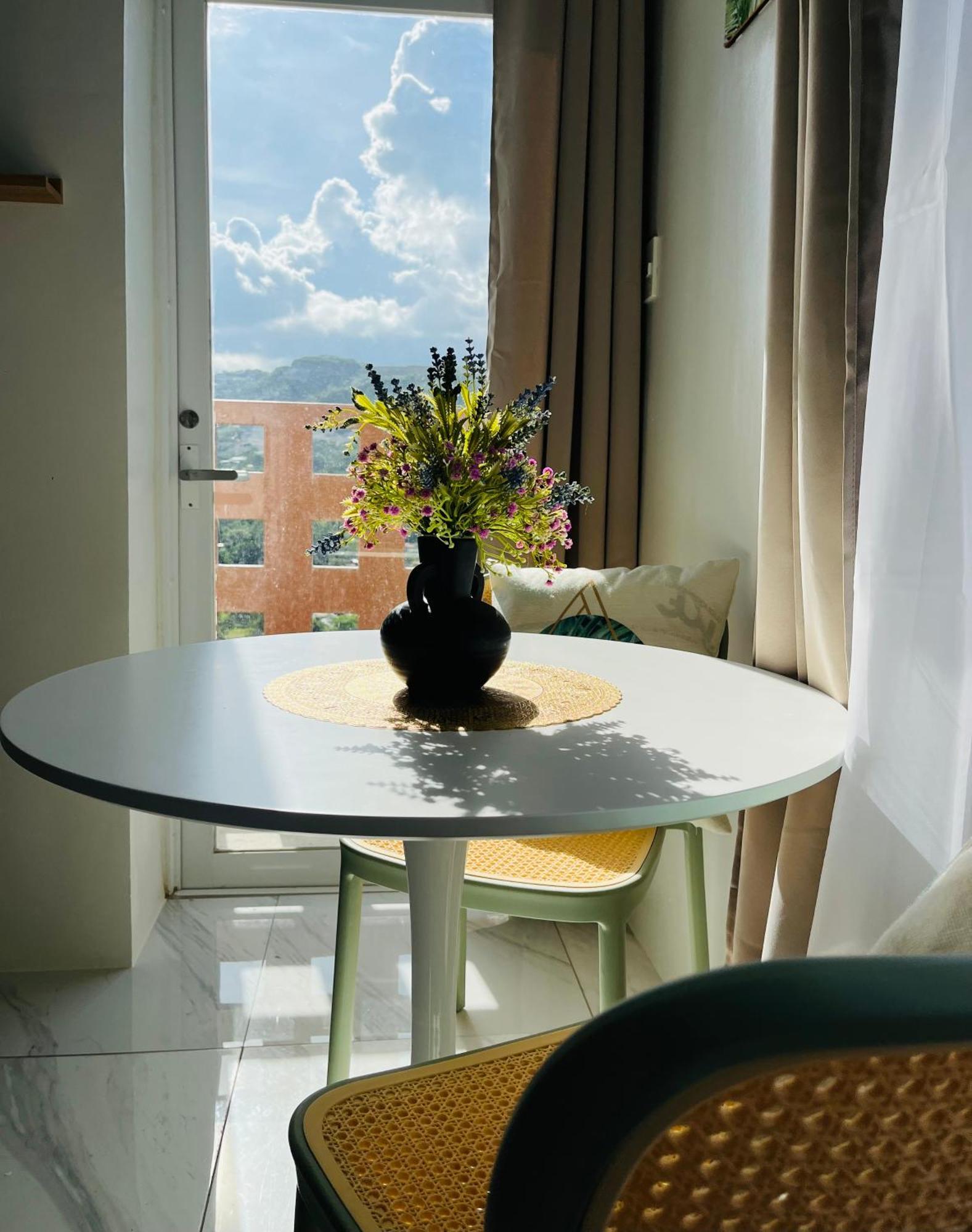 Aparthotel Aizen's Haven At Casa Mira Guadalupe Cebu