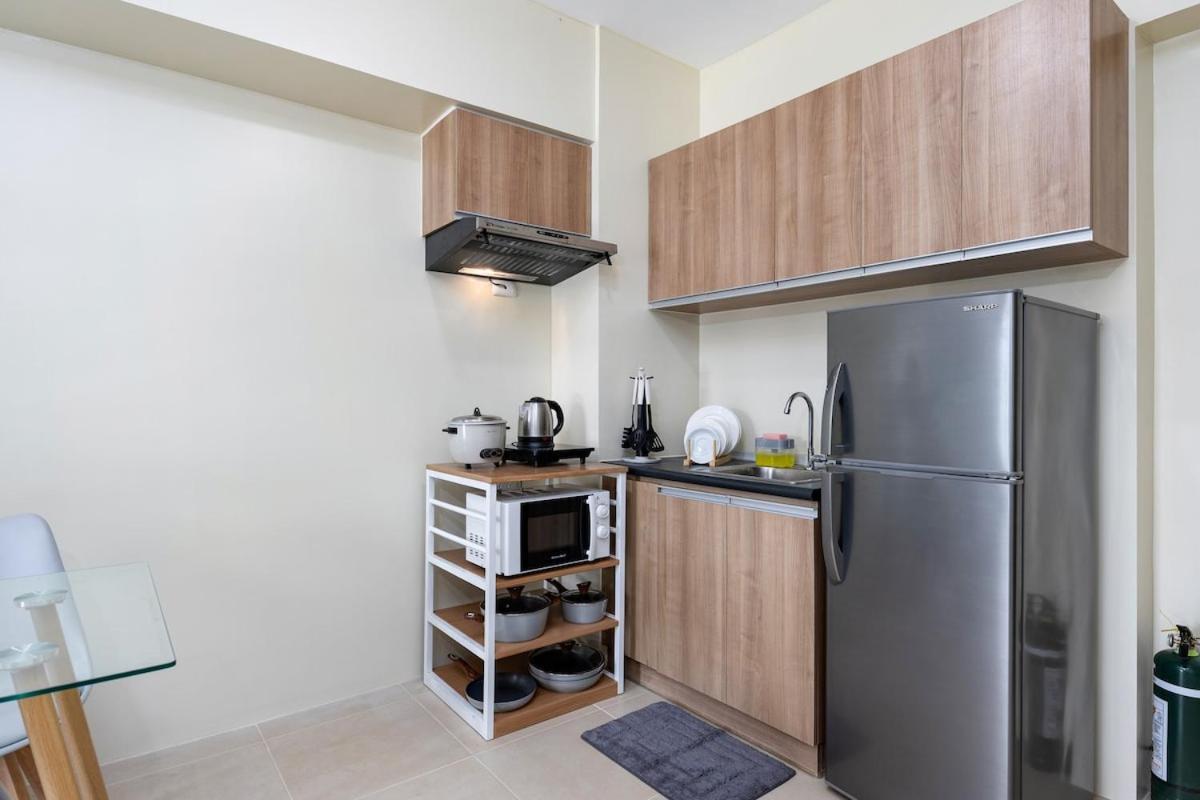 Furnished 1-bedroom In Avida Towers Riala, It Park With Fast Wifi, Netflix, Pool And * Cebu