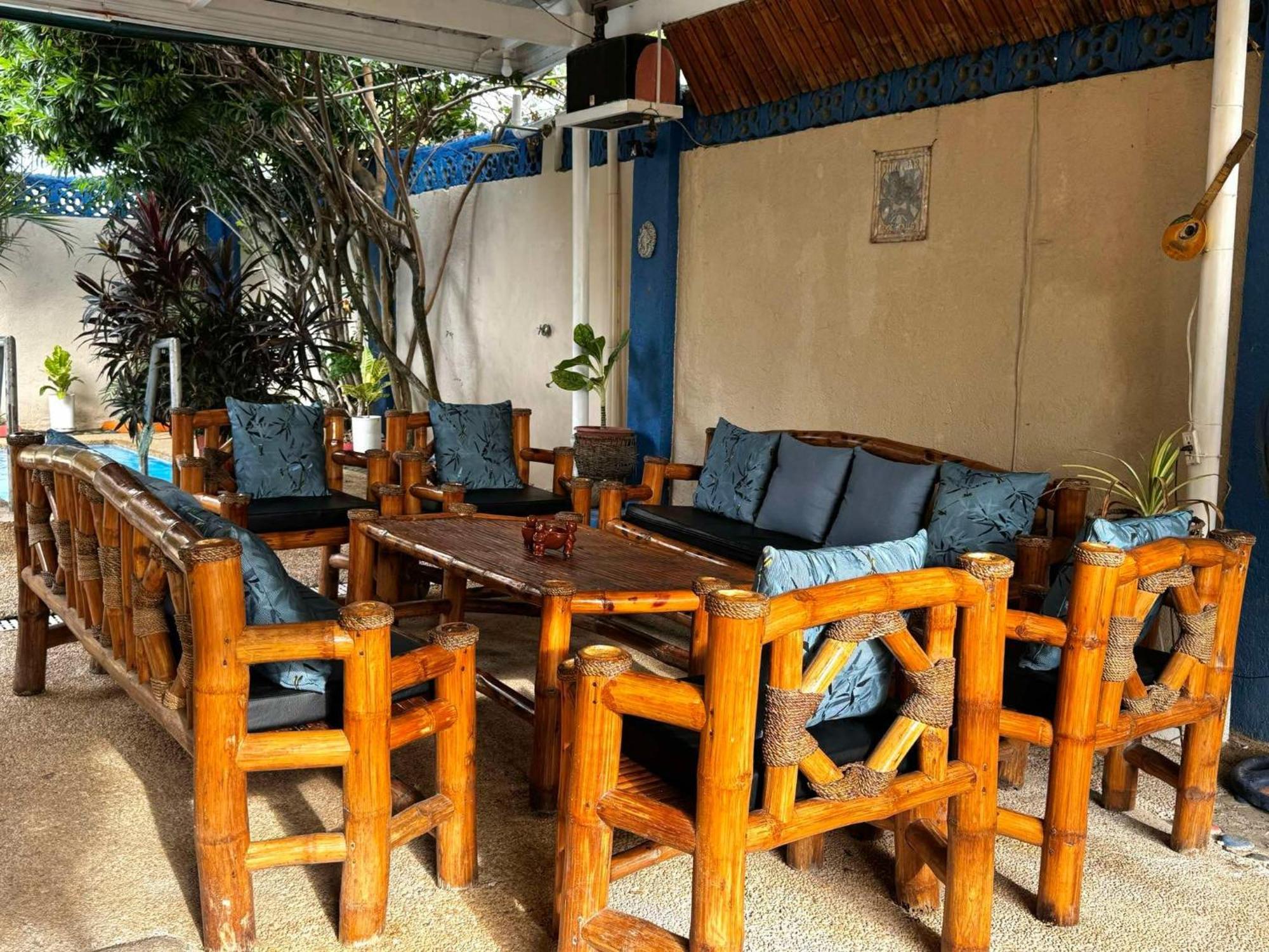 Holloway Hideaway * Lapu-Lapu City