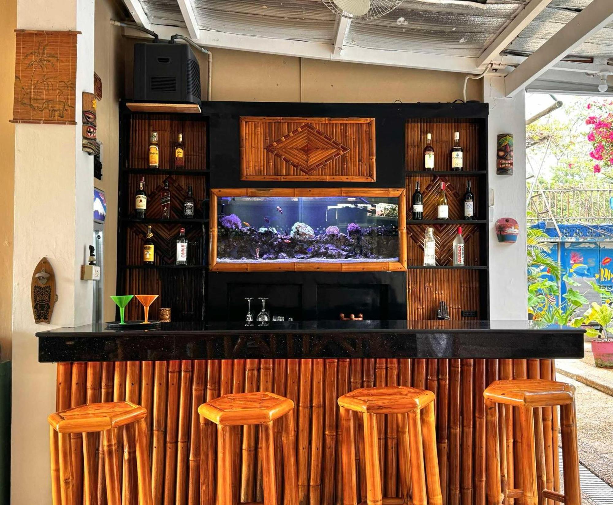 Holloway Hideaway * Lapu-Lapu City