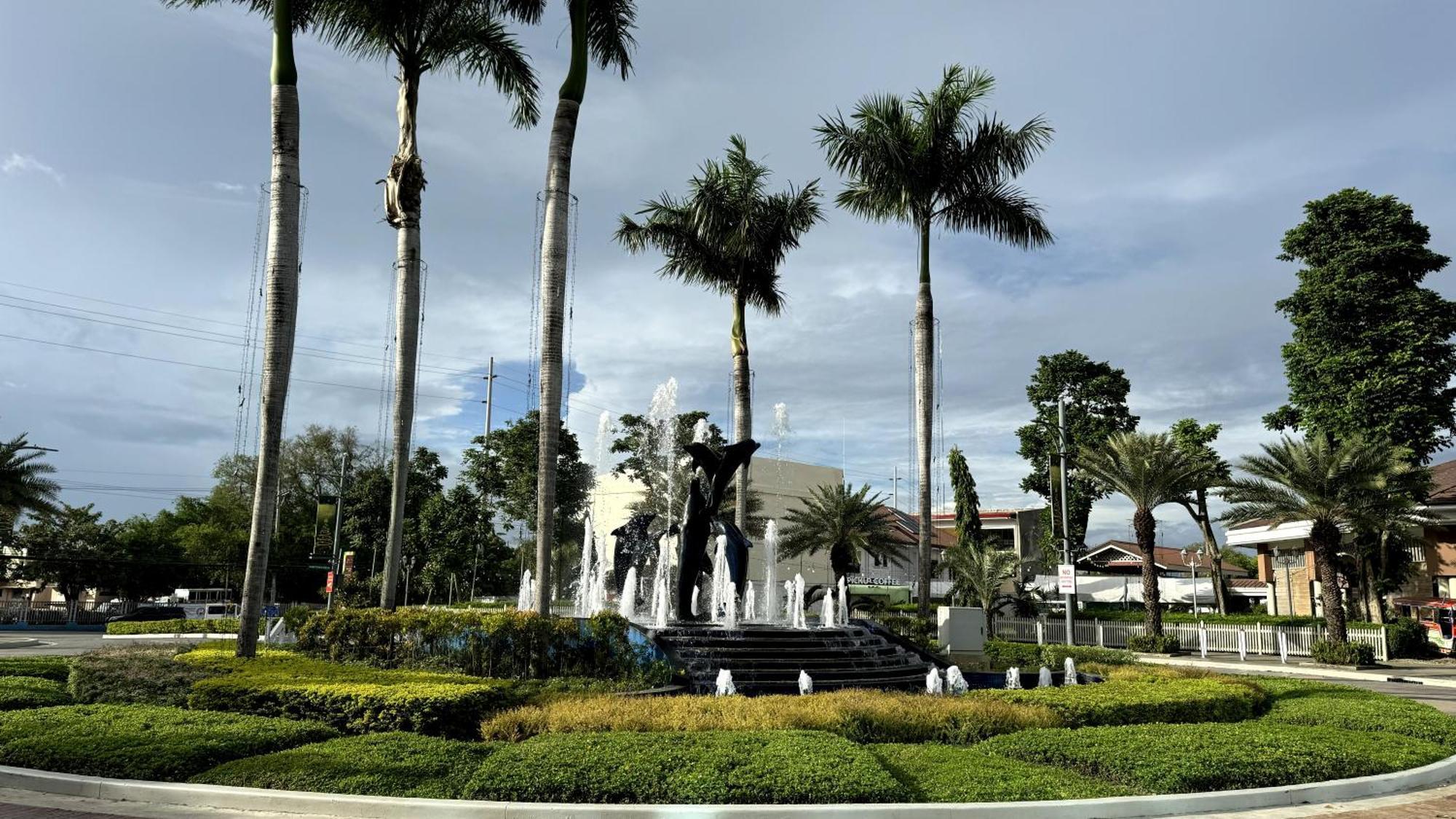 Mactan Newtown 1-bedroom Unit With Pool View And Seaview Apartment Lapu-Lapu City