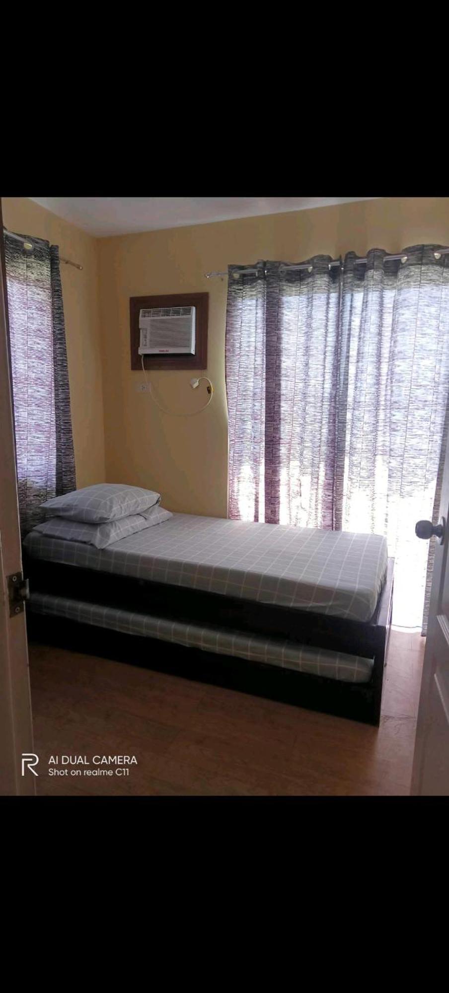 Hanna's Place At Sanremo Oasis Cebu