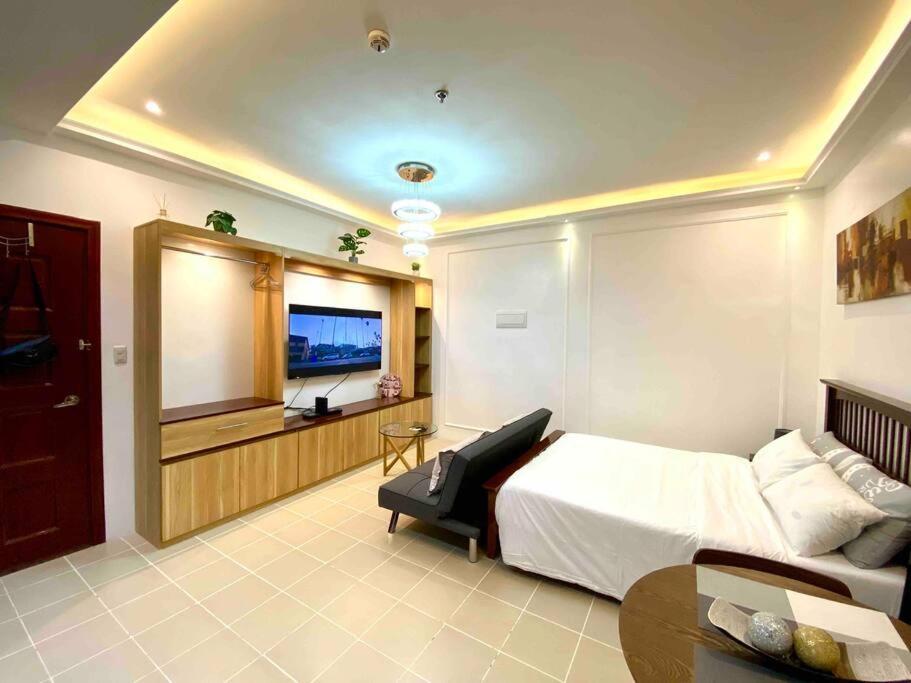 In Near Ayala Mall Apartment