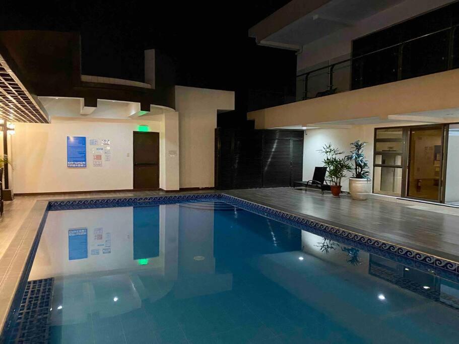 Apartment In Near Ayala Mall