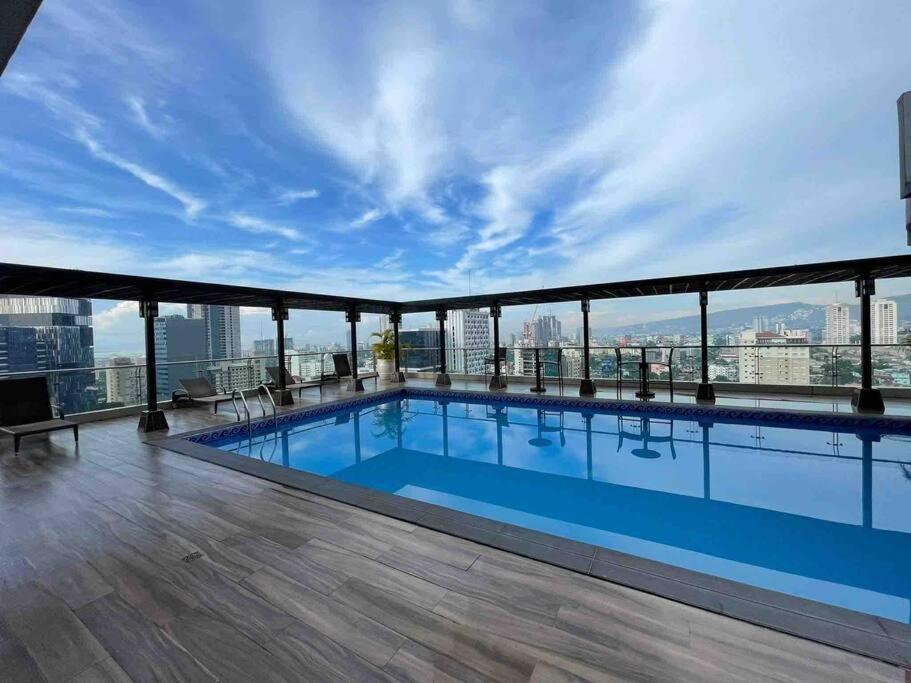 Apartment In Near Ayala Mall Cebu