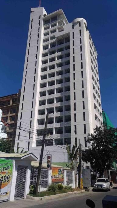 In Near Ayala Mall Apartment *
