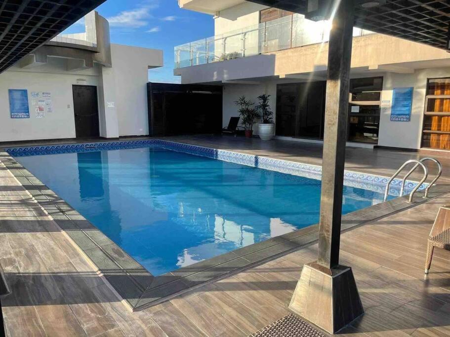 Apartment In Near Ayala Mall *