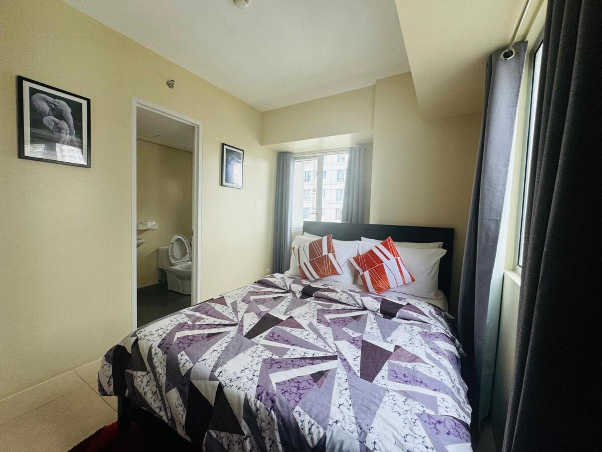 2 Bedroom Unit In It Park - Good For 5- Max 8 Pax *