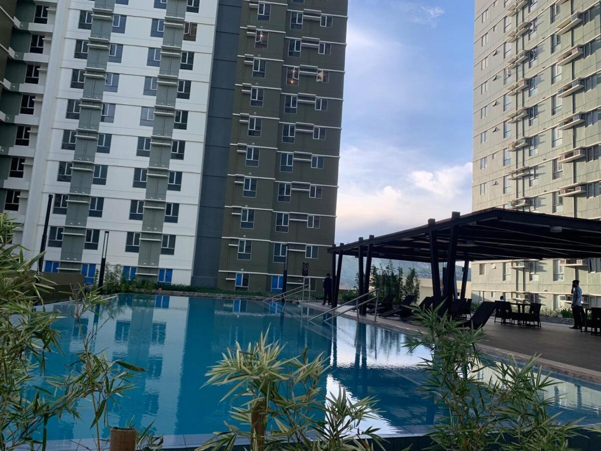 2 Bedroom Unit In It Park - Good For 5- Max 8 Pax * Cebu