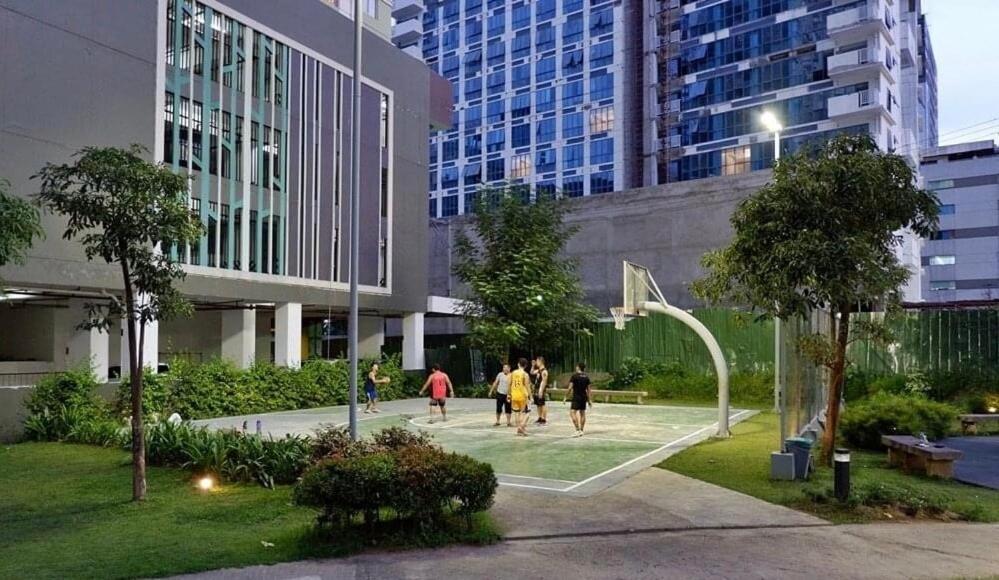 2 Bedroom Unit In It Park - Good For 5- Max 8 Pax Apartment *