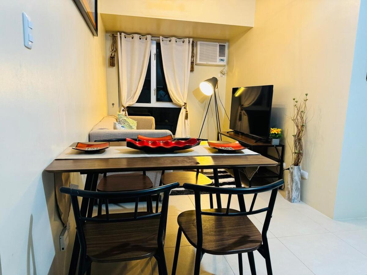 2 Bedroom Unit In It Park - Good For 5- Max 8 Pax Apartment Cebu